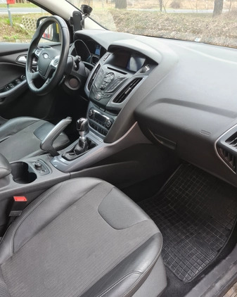 Ford Focus cena 24500 przebieg: 250000, rok produkcji 2011 z Łódź małe 379